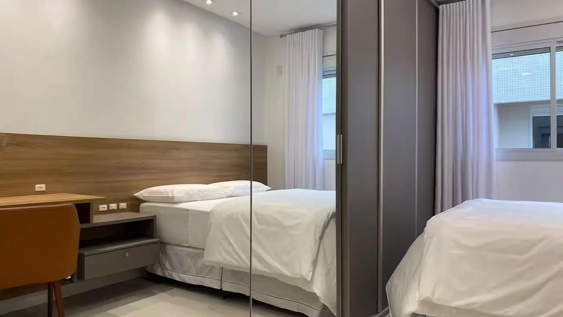 Apartman Apto De Alto Padrao Em Cond. 700M Da Praia Cci210 Florianópolis Brazília